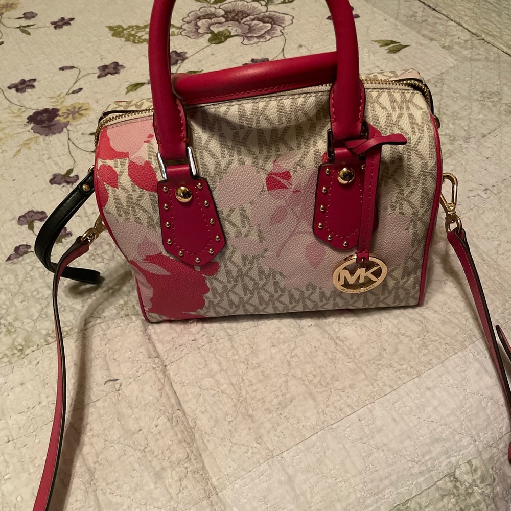 Michael Kors purse